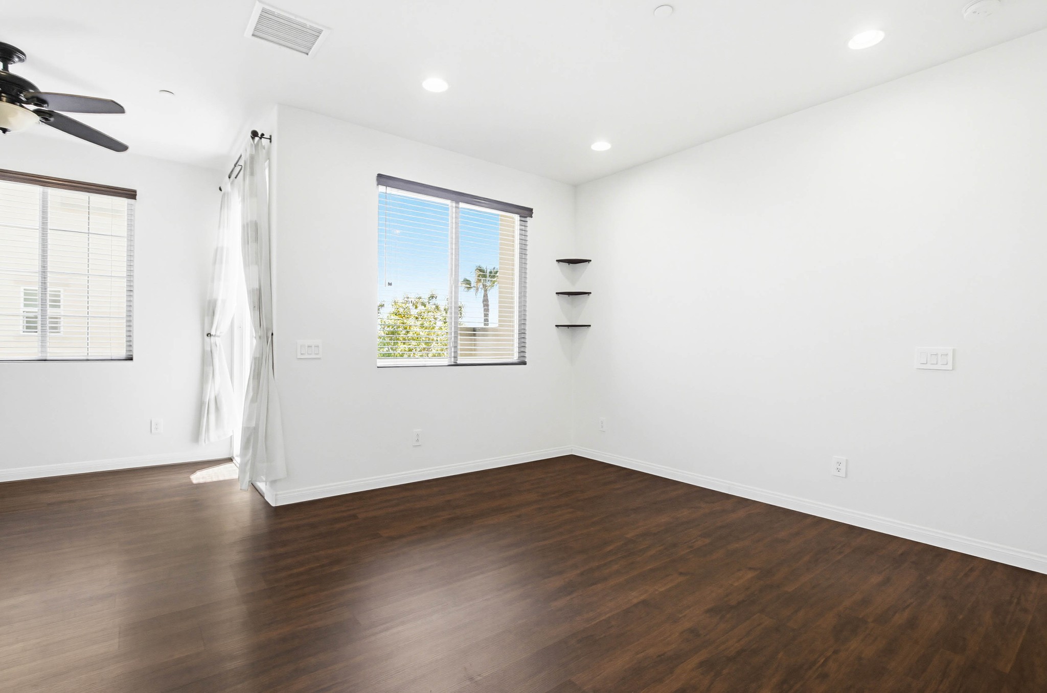 Virtual tour photo 7 of 44 for 5069 Cascade Way UNIT 101