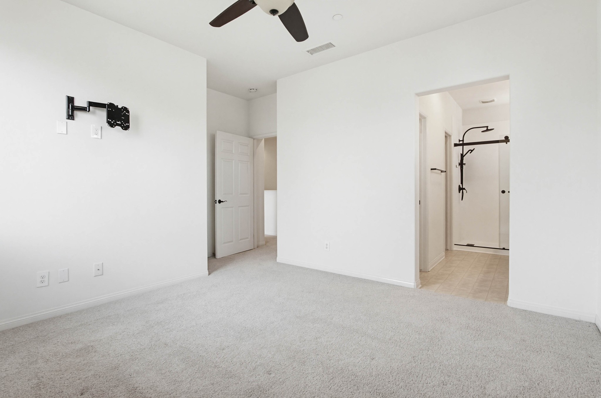 Virtual tour photo 23 of 44 for 5069 Cascade Way UNIT 101