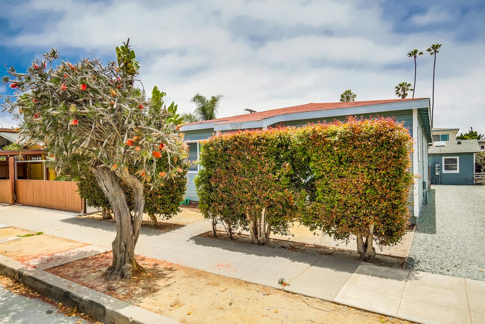 Virtual tour photo 3 of 52 for OB Surf Shack