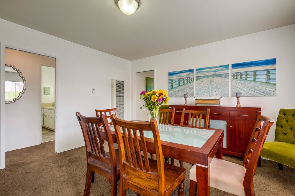 Virtual tour photo 15 of 52 for OB Surf Shack