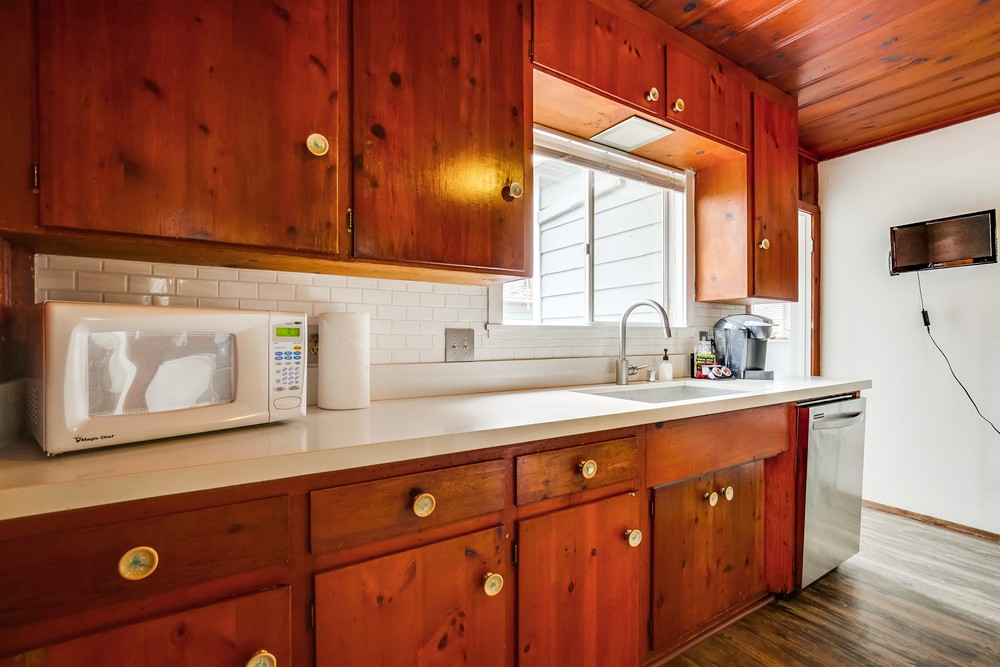 Virtual tour photo 22 of 52 for OB Surf Shack