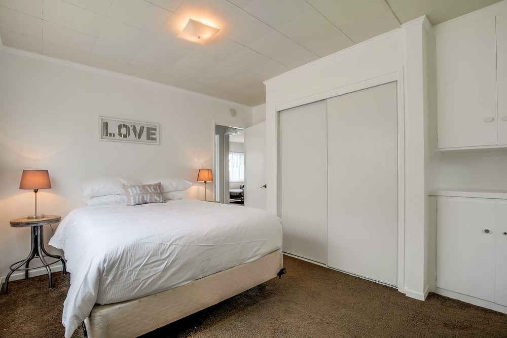 Virtual tour photo 33 of 52 for OB Surf Shack