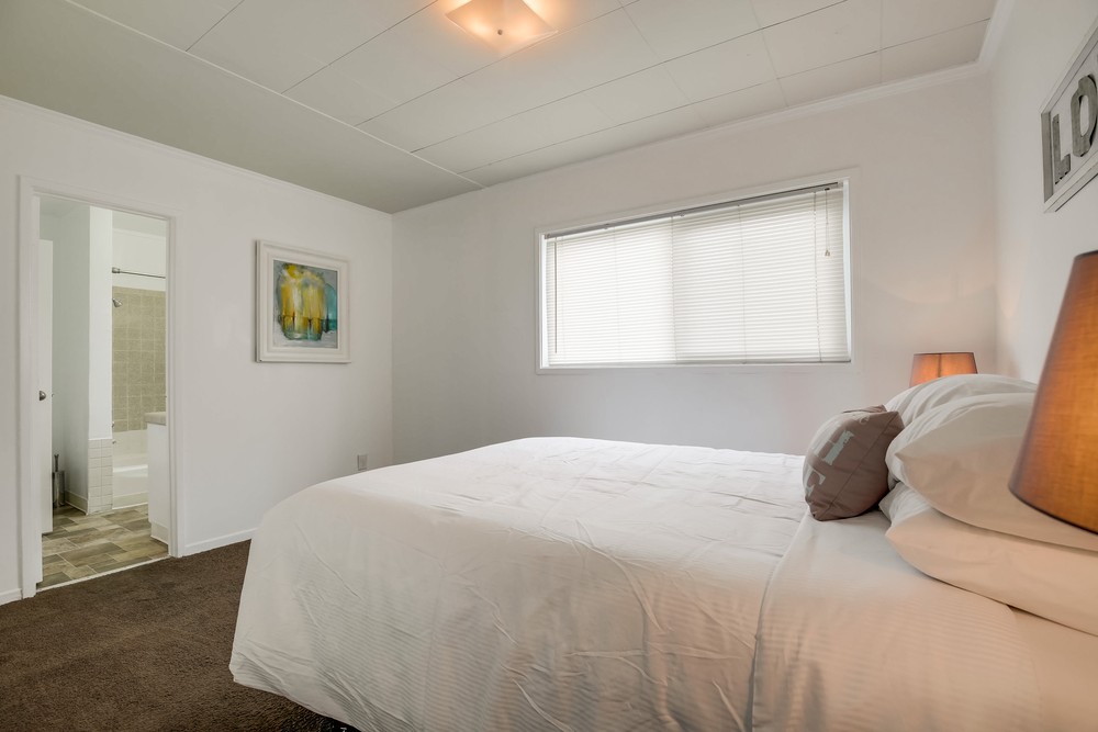 Virtual tour photo 34 of 52 for OB Surf Shack