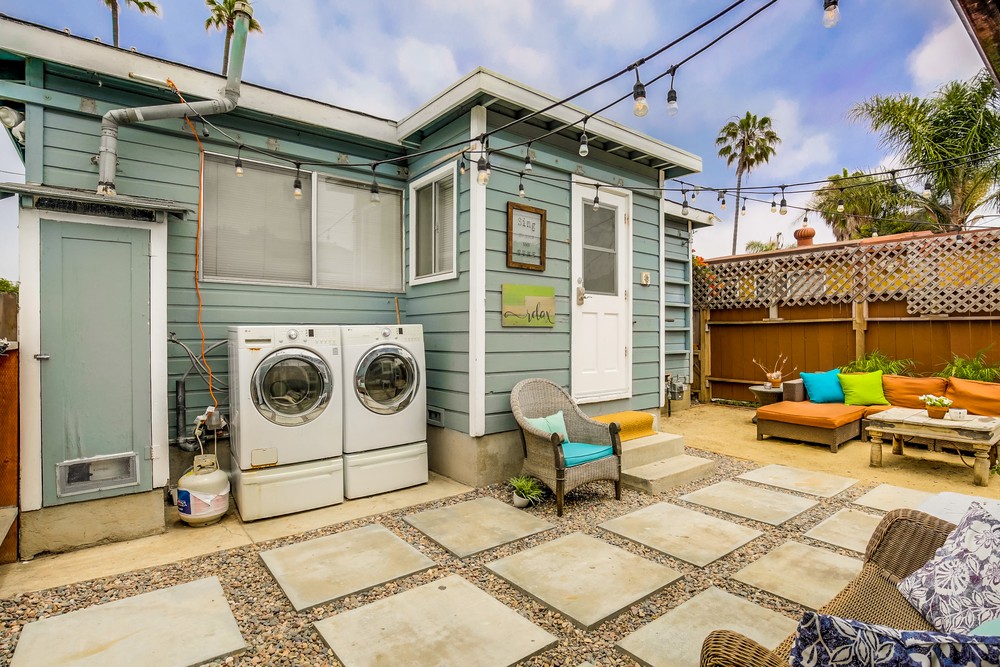 Virtual tour photo 43 of 52 for OB Surf Shack