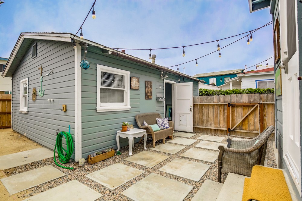 Virtual tour photo 45 of 52 for OB Surf Shack