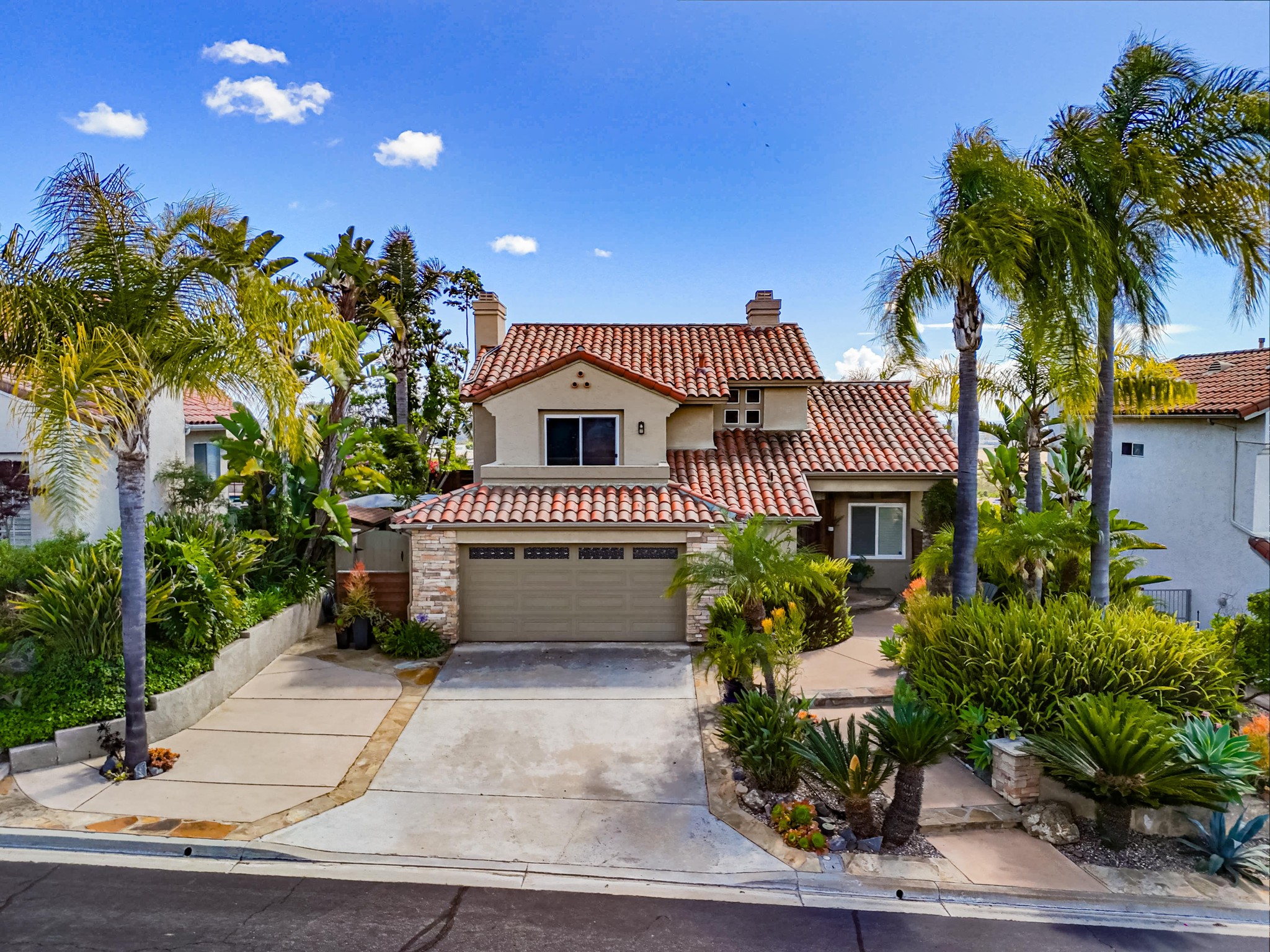 Virtual tour photo 3 of 31 for 5072 Viewridge Way