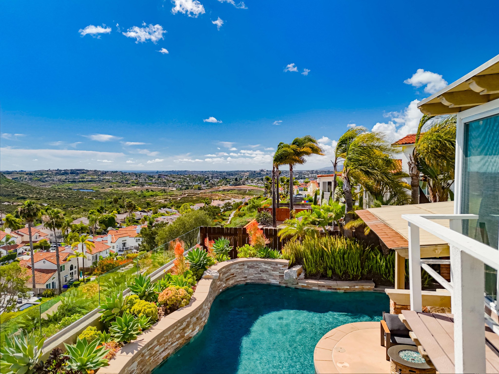Virtual tour photo 11 of 31 for 5072 Viewridge Way