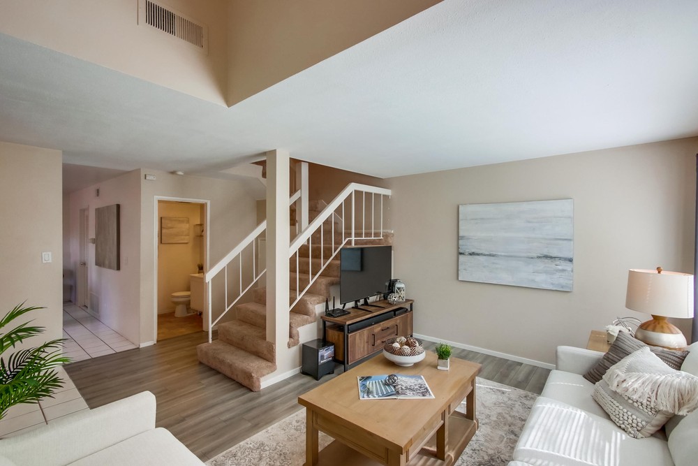 Virtual tour photo 7 of 32 for 5073 La Cuenta Dr