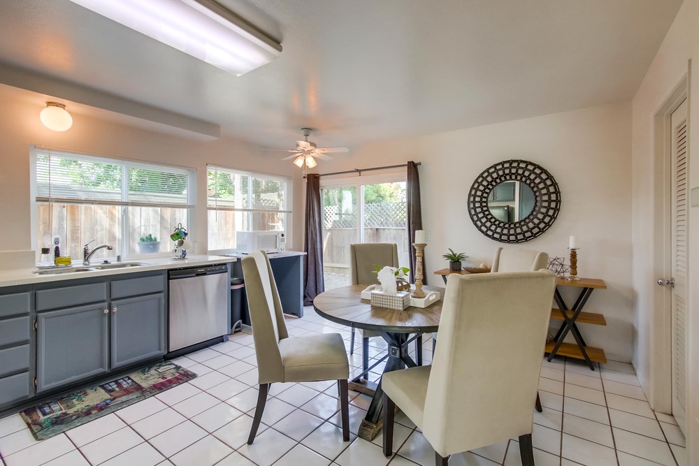 Virtual tour photo 9 of 32 for 5073 La Cuenta Dr