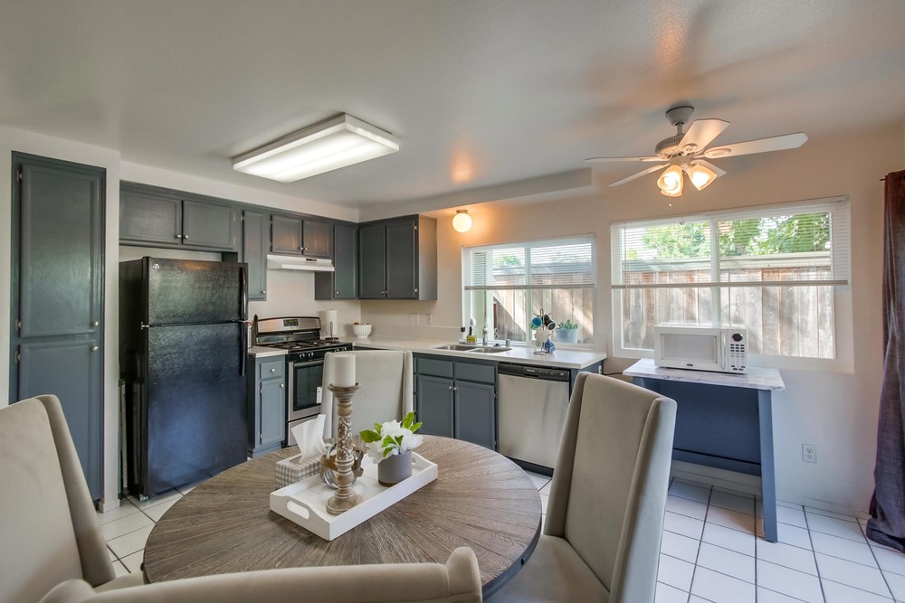 Virtual tour photo 10 of 32 for 5073 La Cuenta Dr