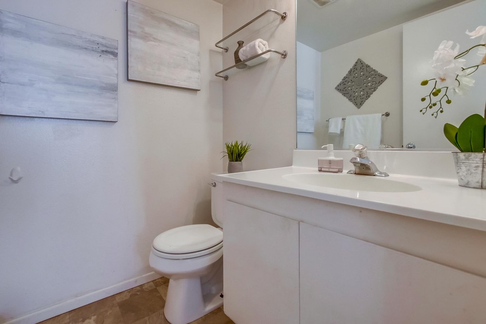 Virtual tour photo 14 of 32 for 5073 La Cuenta Dr