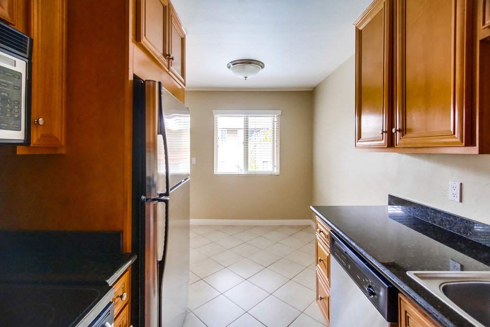 Virtual tour photo 22 of 41 for 5075 Narragansett Ave