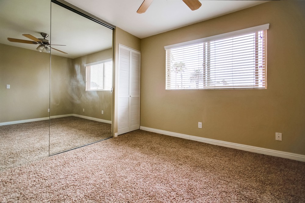 Virtual tour photo 24 of 41 for 5075 Narragansett Ave