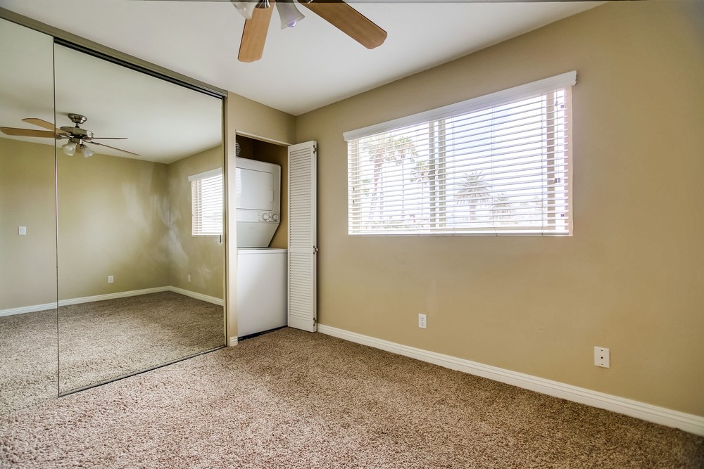 Virtual tour photo 25 of 41 for 5075 Narragansett Ave