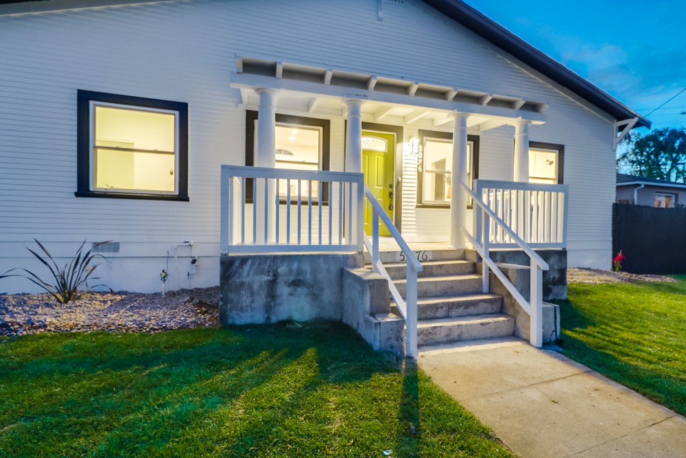 Virtual tour photo 6 of 74 for 5076 E Mountain View Dr