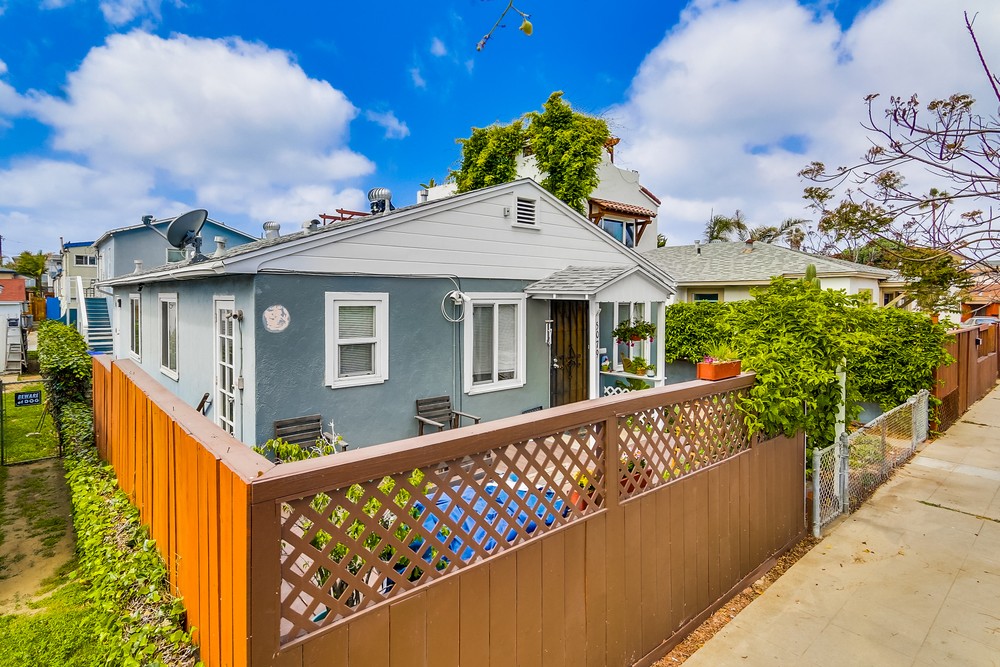 Virtual tour photo 3 of 31 for 5079 Long Branch Ave
