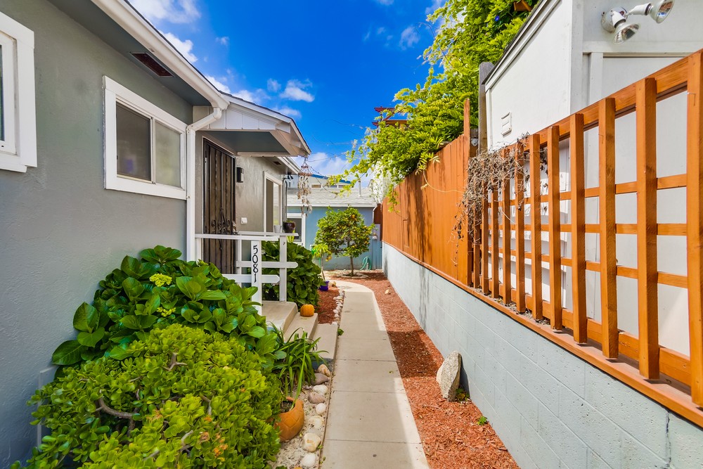 Virtual tour photo 9 of 31 for 5079 Long Branch Ave