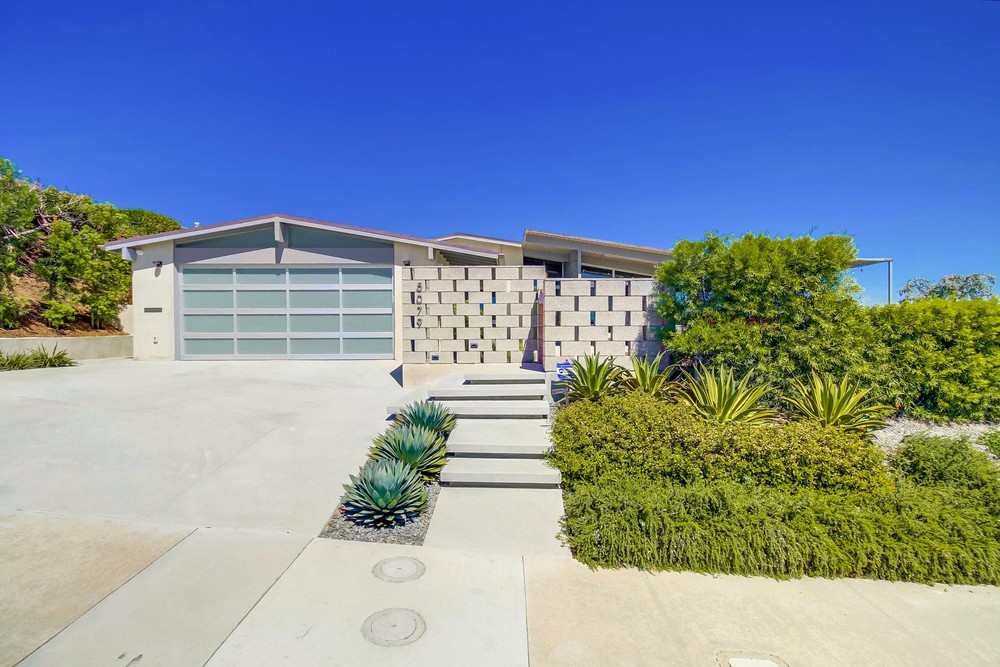 Virtual tour photo 3 of 94 for 5079 Pacifica Dr