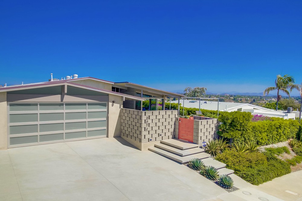 Virtual tour photo 4 of 94 for 5079 Pacifica Dr