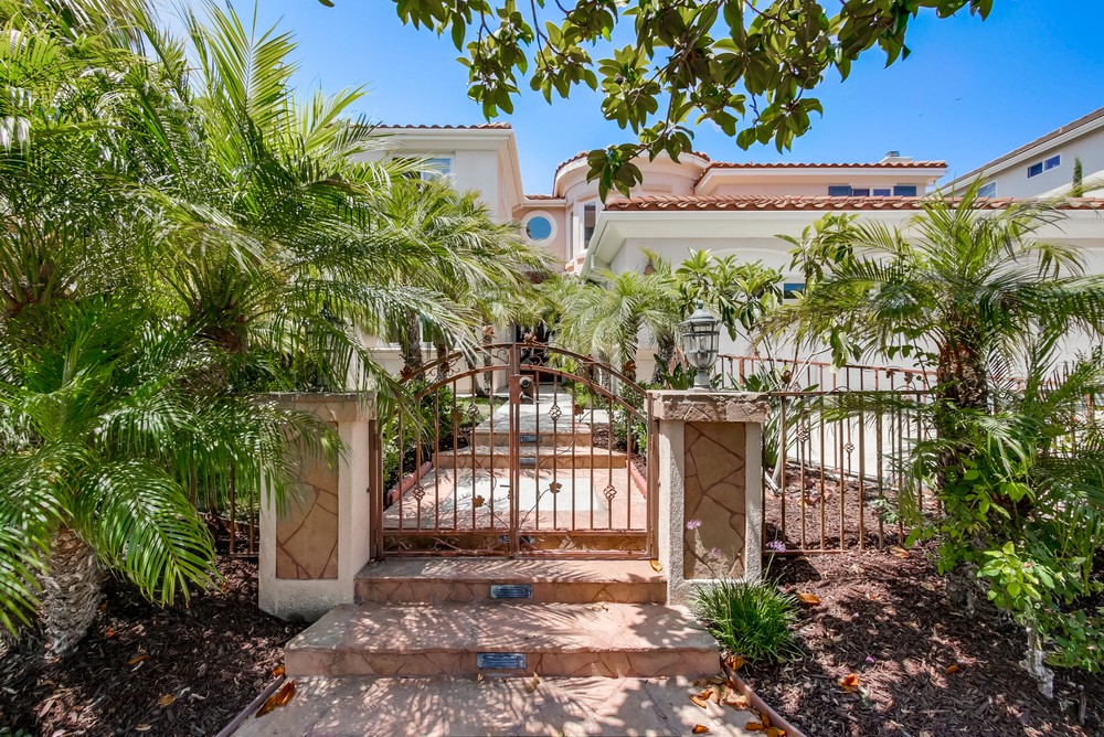 Virtual tour photo 1 of 64 for 5082 Greenwillow Ln