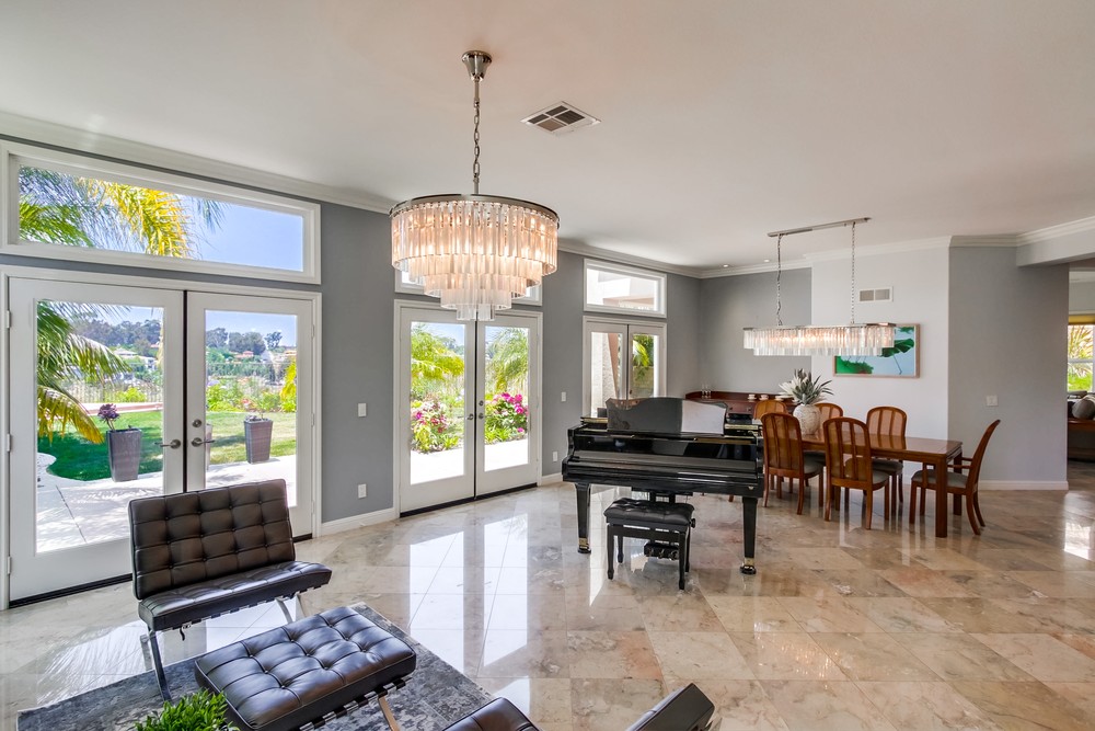 Virtual tour photo 9 of 64 for 5082 Greenwillow Ln