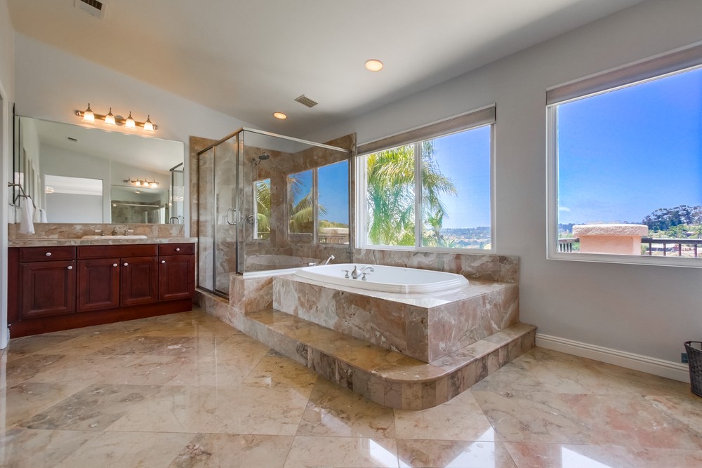 Virtual tour photo 31 of 64 for 5082 Greenwillow Ln