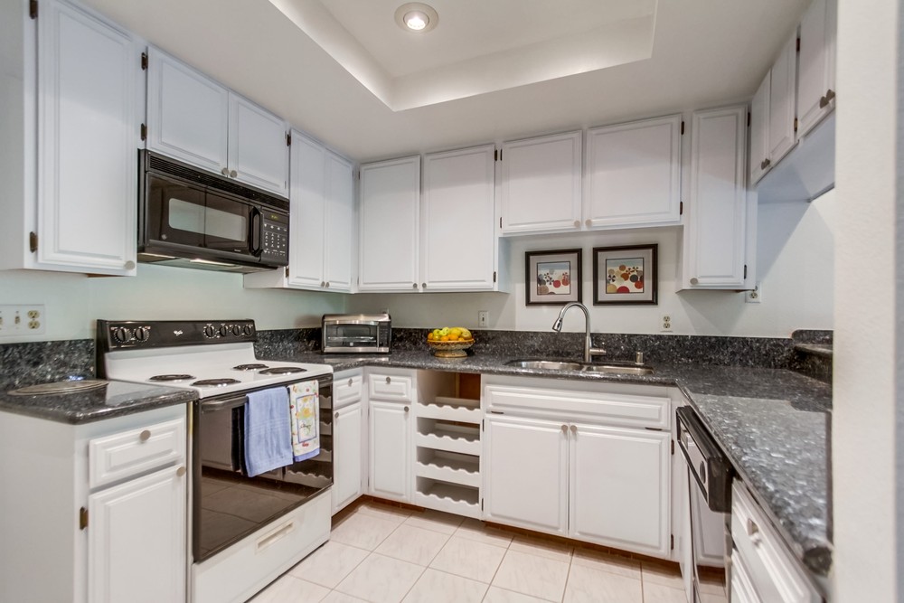 Virtual tour photo 16 of 42 for 5083 Lambert Ln
