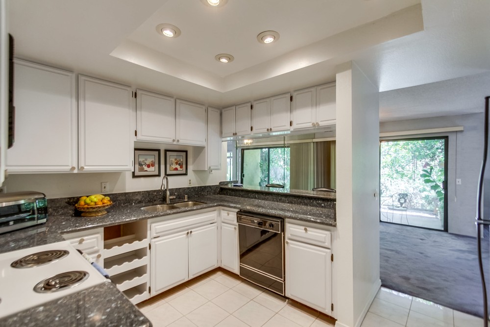 Virtual tour photo 17 of 42 for 5083 Lambert Ln