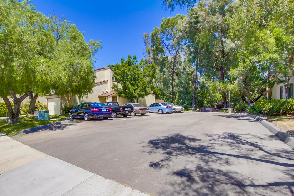 Virtual tour photo 32 of 42 for 5083 Lambert Ln