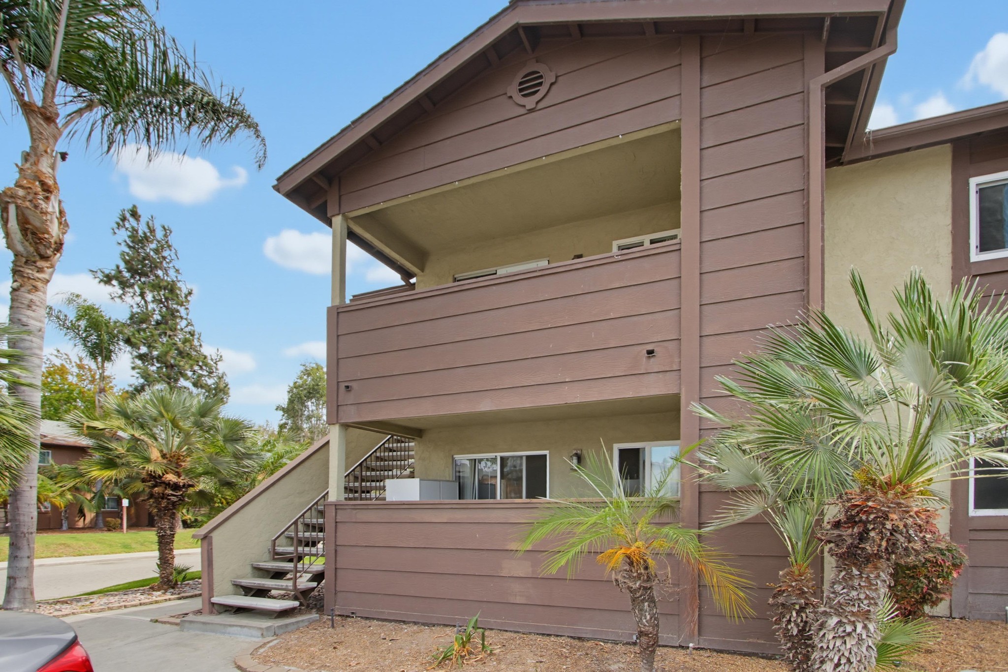 Virtual tour photo 3 of 31 for 509 Calle Montecito Unit 42