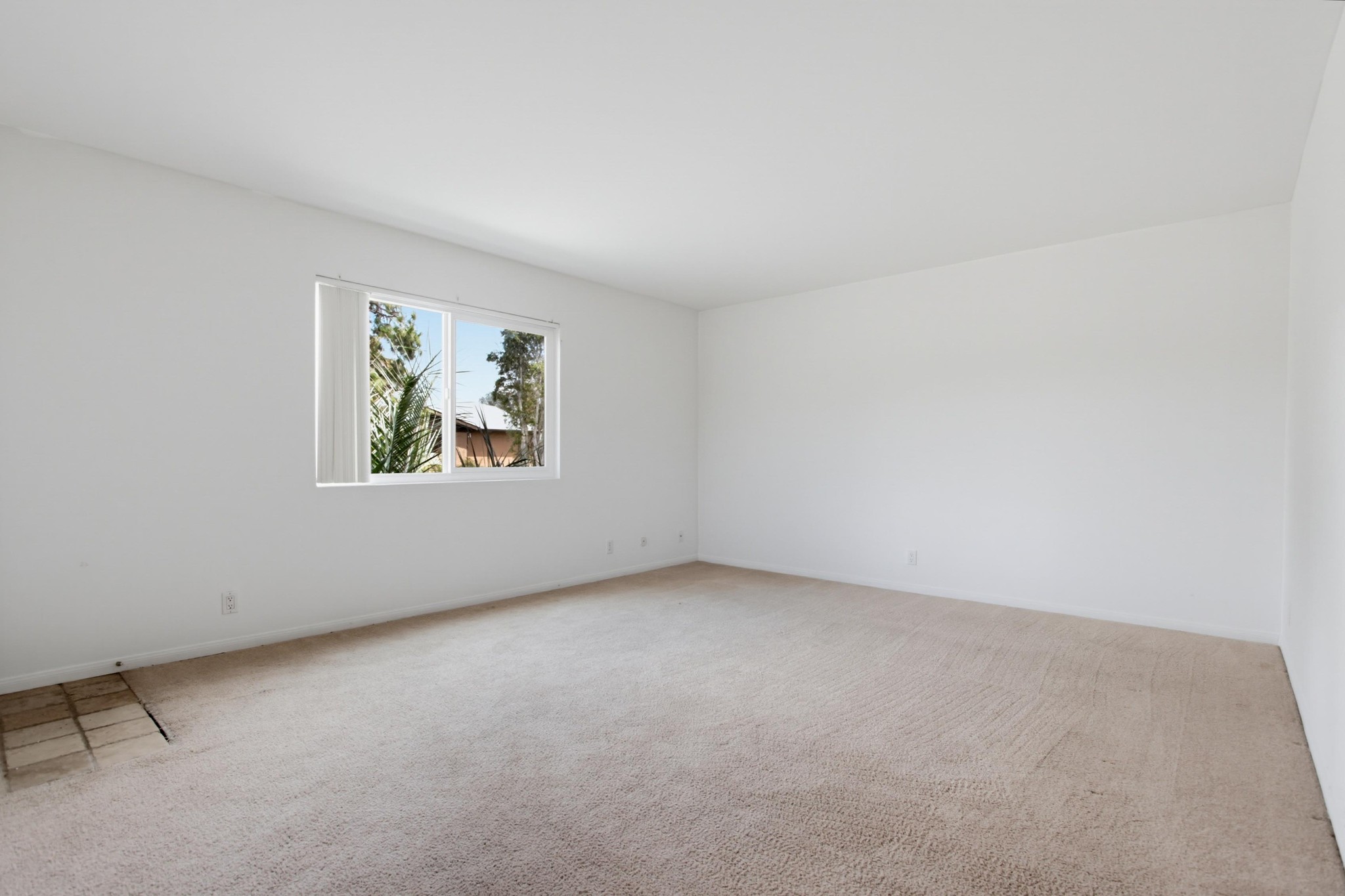 Virtual tour photo 5 of 31 for 509 Calle Montecito Unit 42