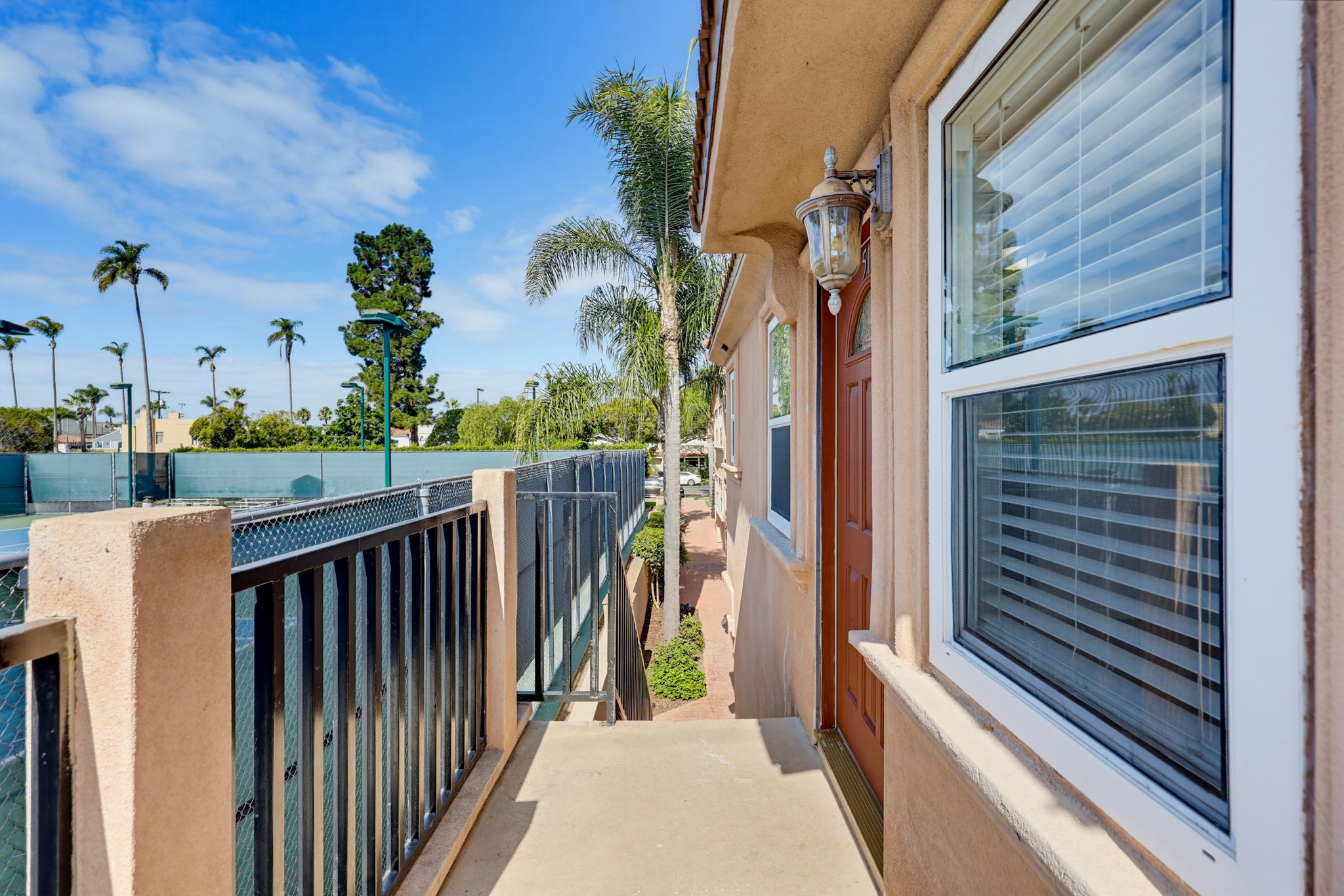 Virtual tour photo 11 of 67 for 509 D Ave