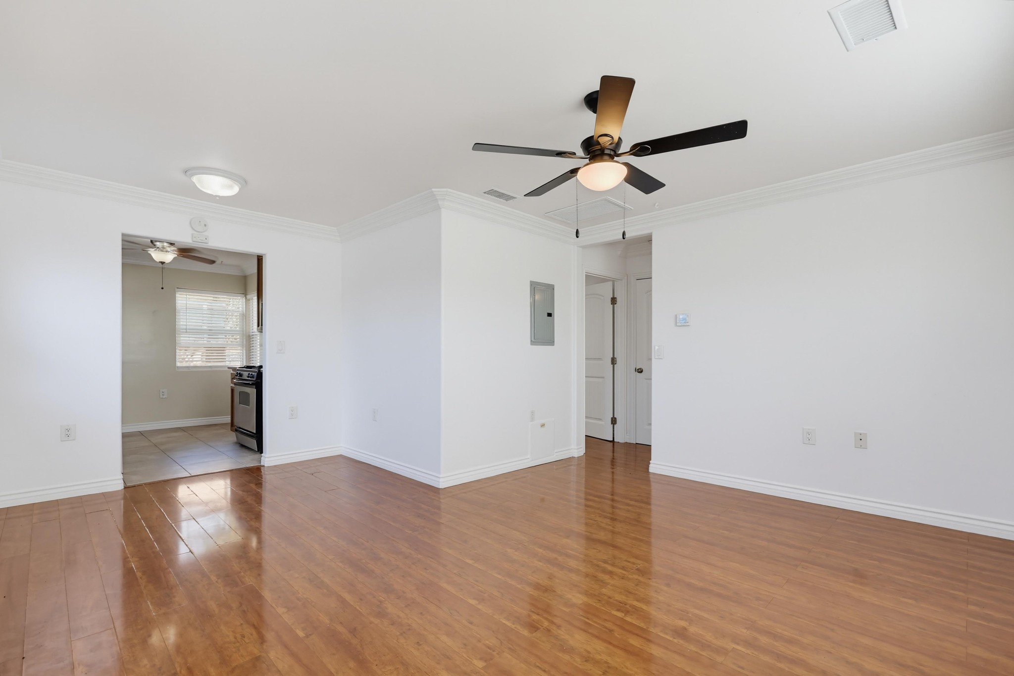 Virtual tour photo 15 of 67 for 509 D Ave