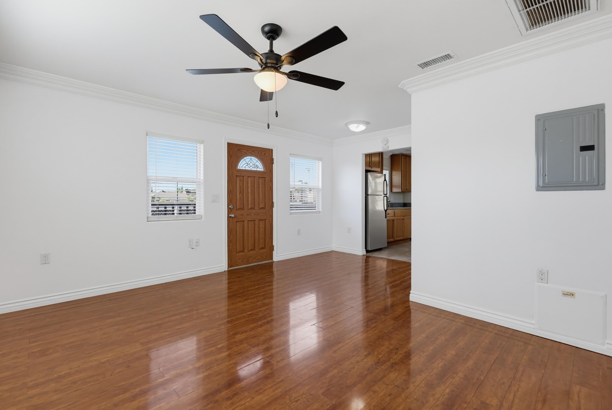 Virtual tour photo 16 of 67 for 509 D Ave