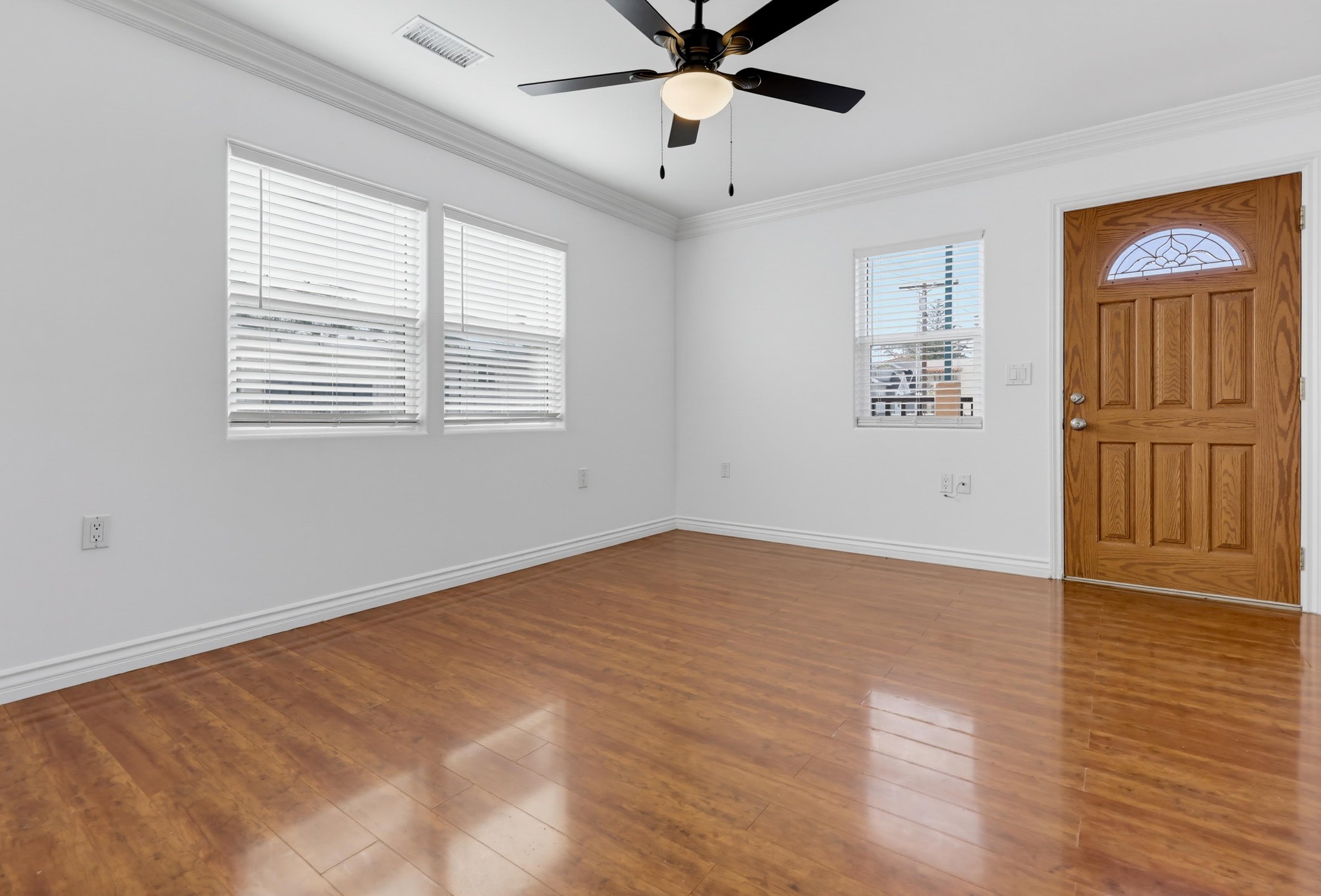Virtual tour photo 18 of 67 for 509 D Ave