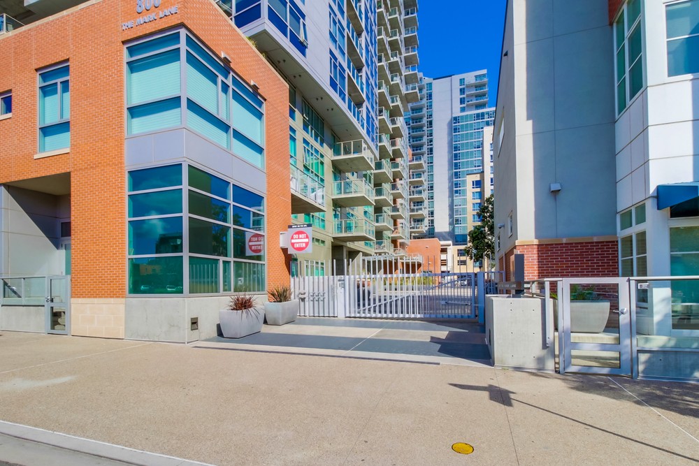 Virtual tour photo 6 of 32 for 509 The Mark Ln