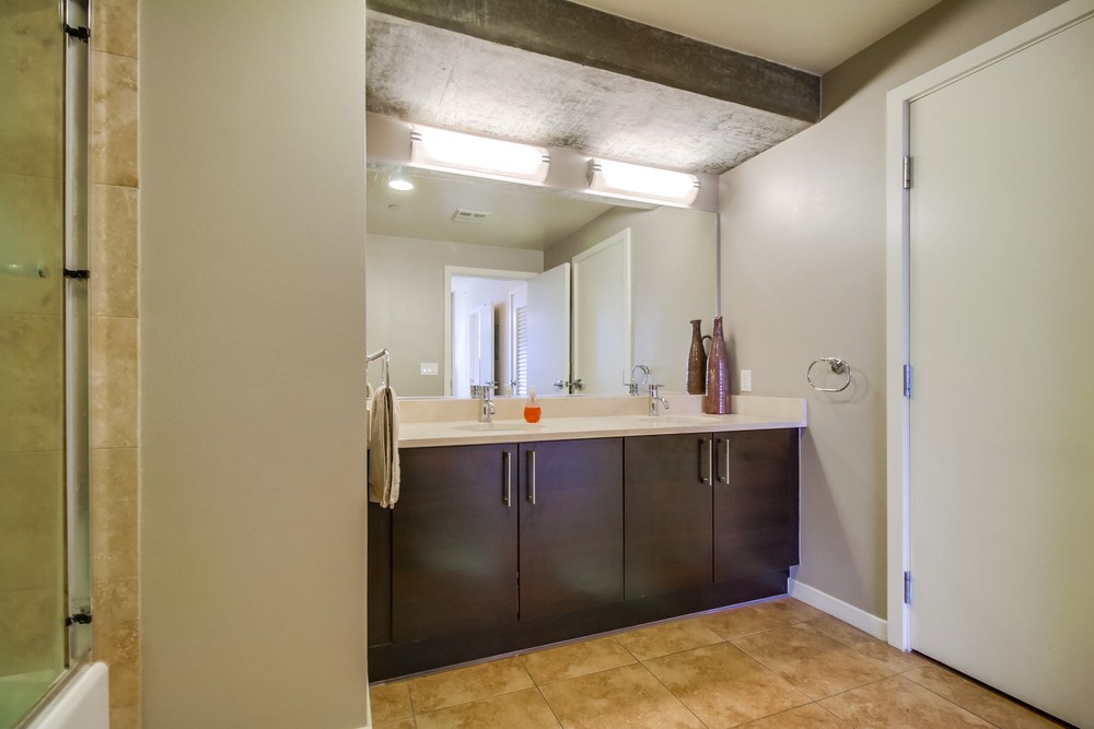 Virtual tour photo 27 of 32 for 509 The Mark Ln