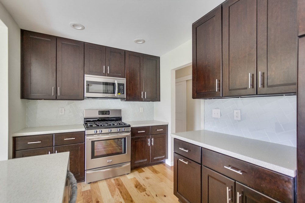Virtual tour photo 16 of 36 for 5092 Roscrea Avenue