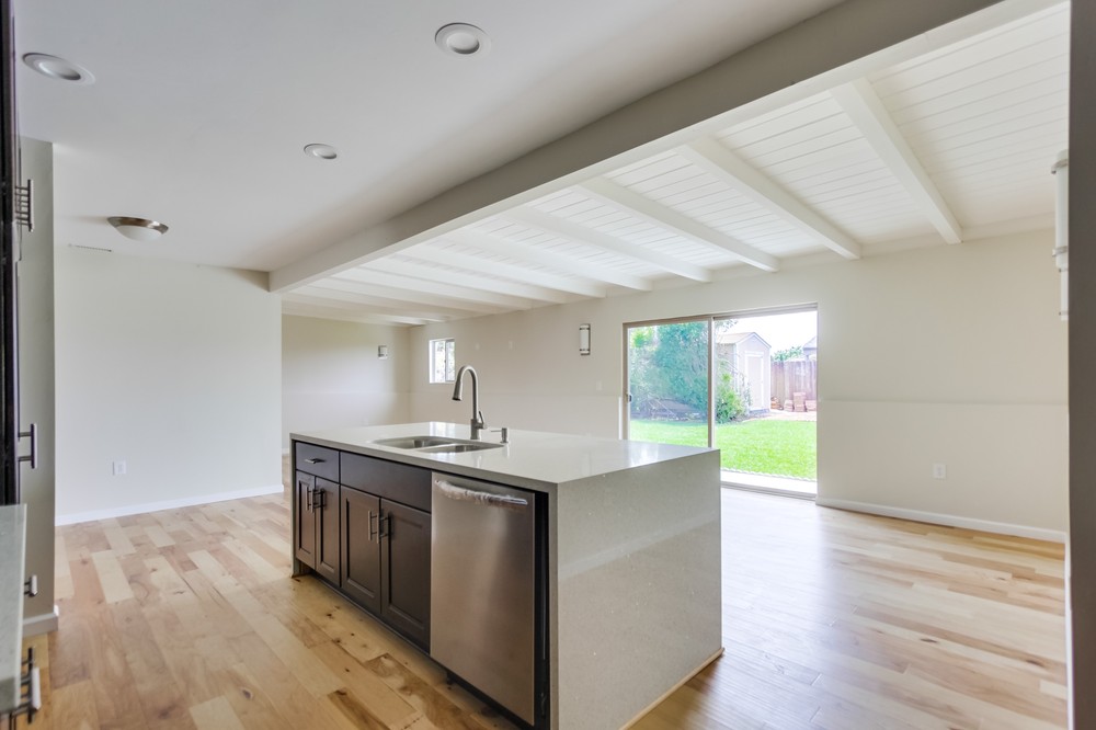 Virtual tour photo 17 of 36 for 5092 Roscrea Avenue