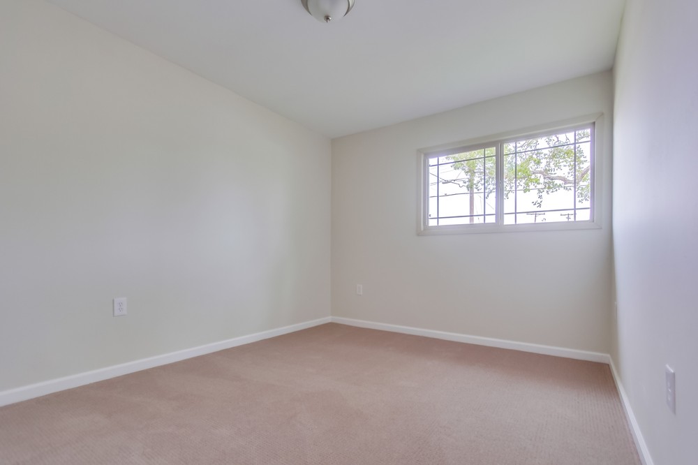 Virtual tour photo 26 of 36 for 5092 Roscrea Avenue