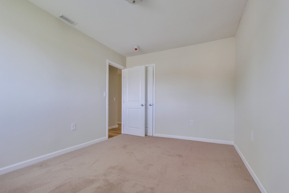 Virtual tour photo 28 of 36 for 5092 Roscrea Avenue