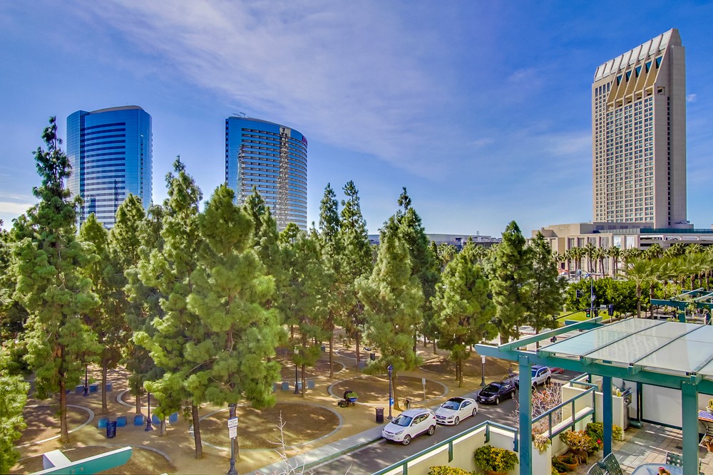 Virtual tour photo 21 of 55 for 510 1st Ave #402