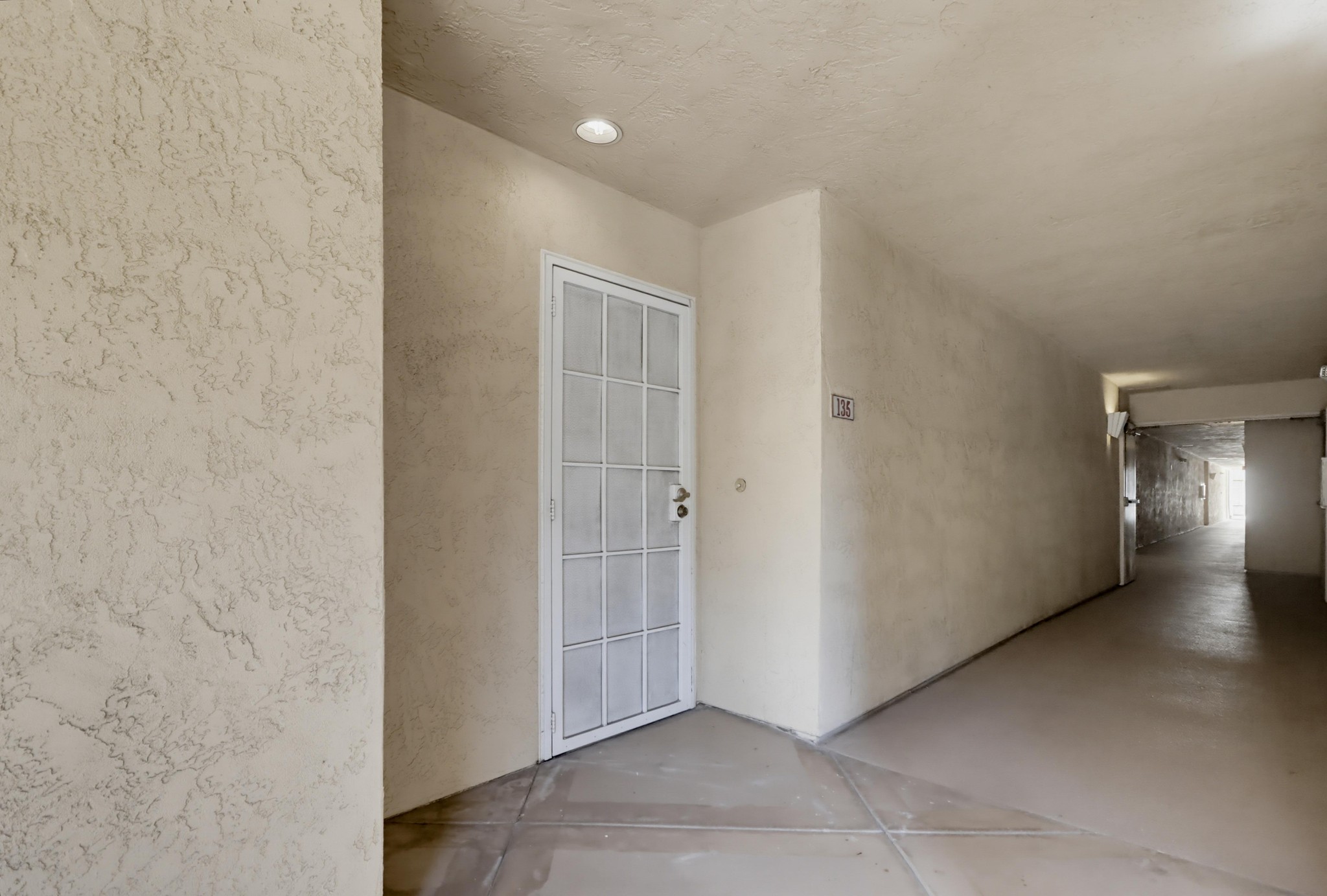 Virtual tour photo 4 of 37 for 510 Camino De La Reina Unit 135
