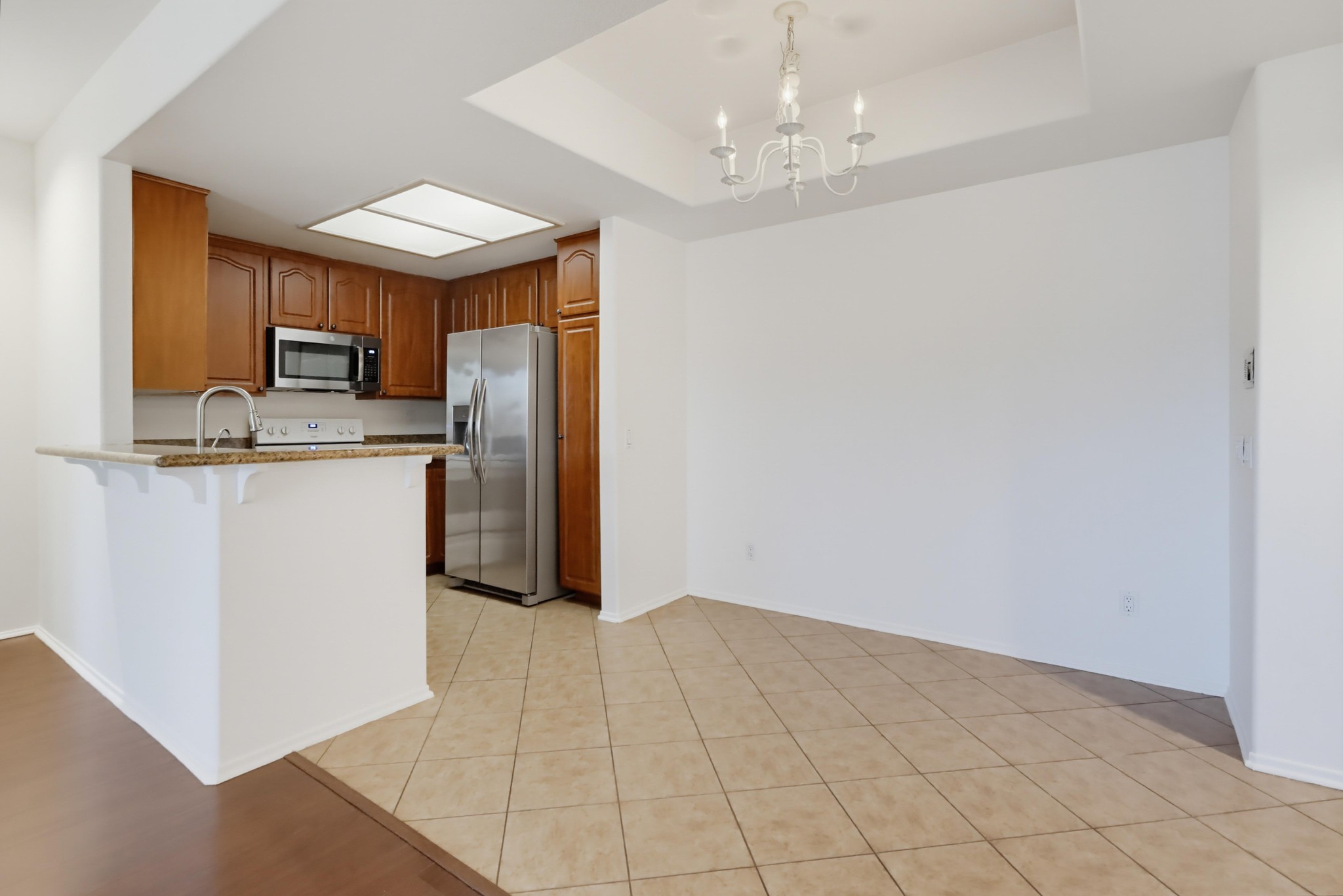 Virtual tour photo 9 of 37 for 510 Camino De La Reina Unit 135