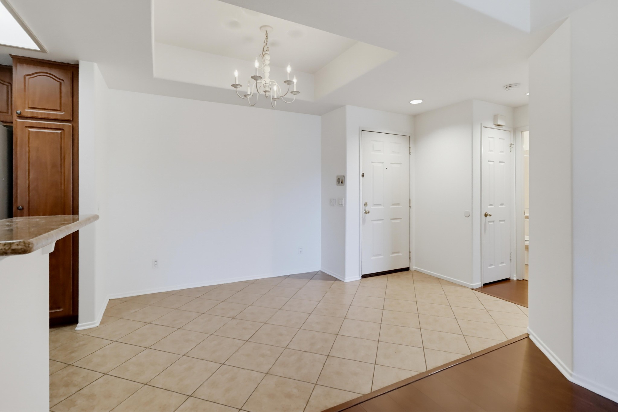 Virtual tour photo 10 of 37 for 510 Camino De La Reina Unit 135