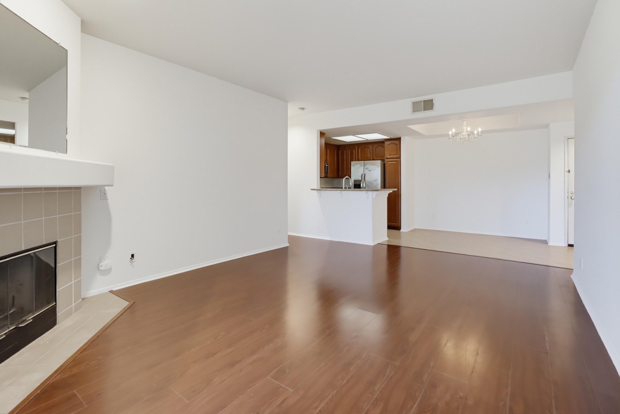 Virtual tour photo 14 of 37 for 510 Camino De La Reina Unit 135