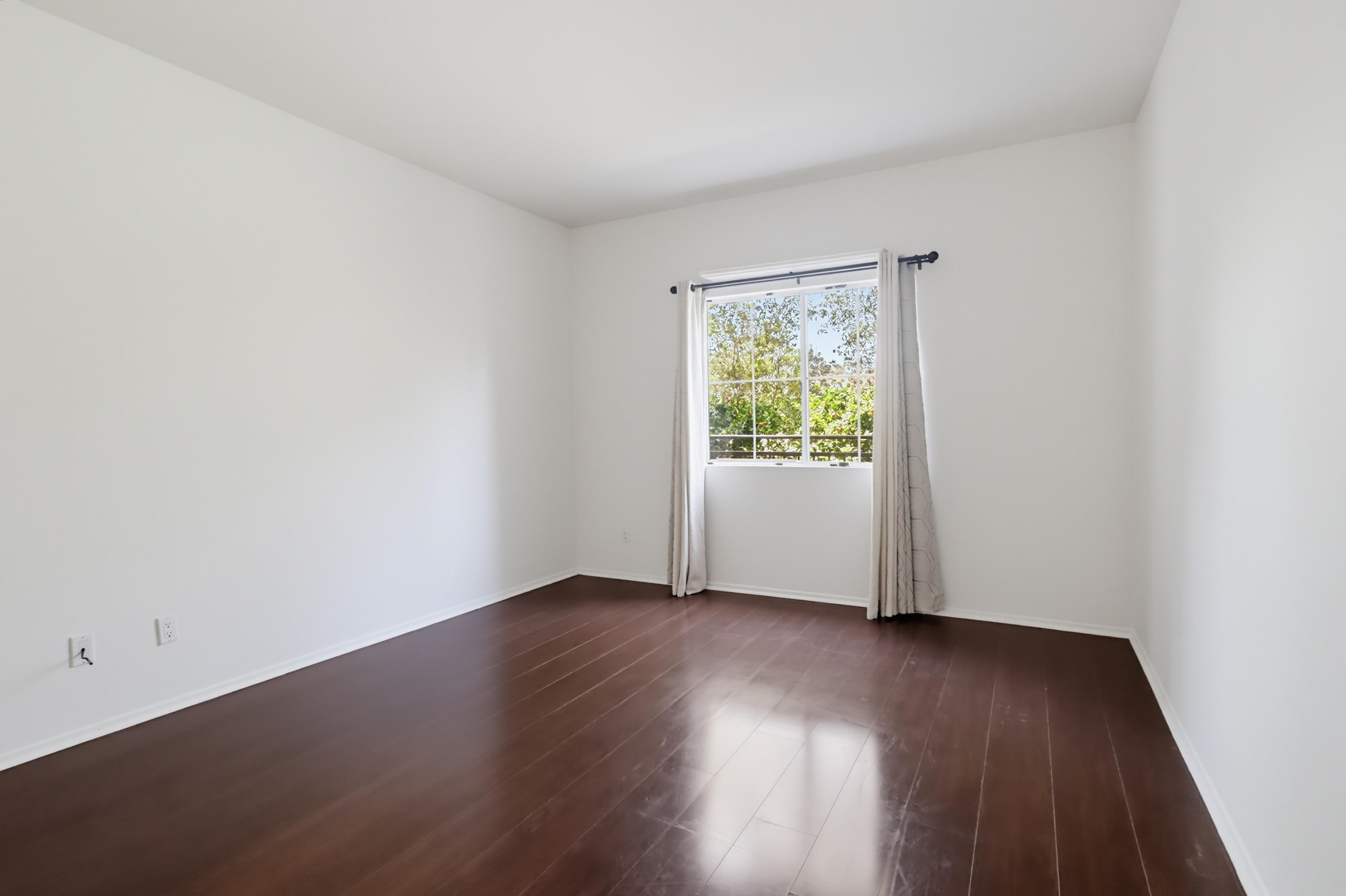 Virtual tour photo 16 of 37 for 510 Camino De La Reina Unit 135