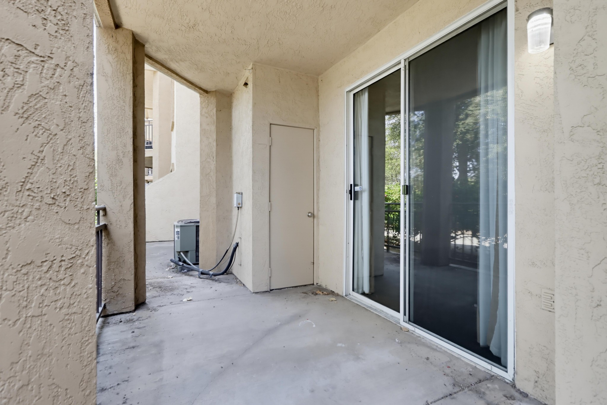 Virtual tour photo 31 of 37 for 510 Camino De La Reina Unit 135