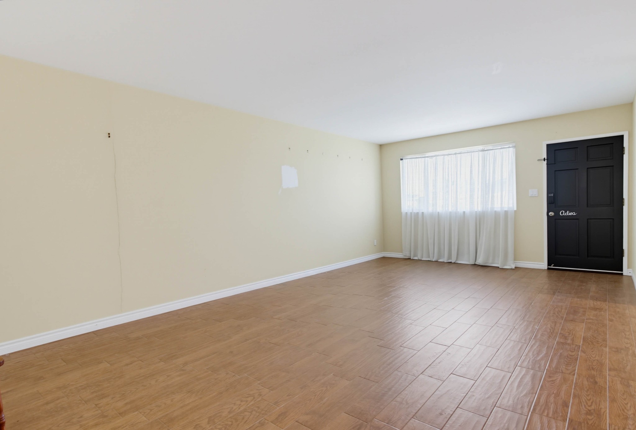 Virtual tour photo 9 of 44 for 5101 Diane Ave