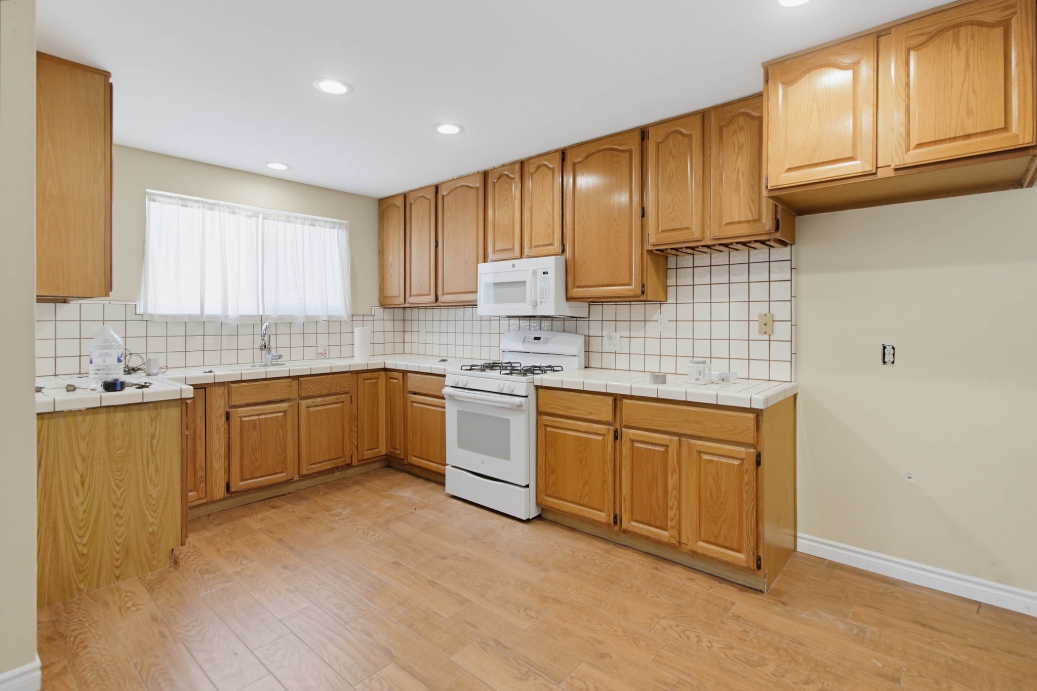 Virtual tour photo 13 of 44 for 5101 Diane Ave